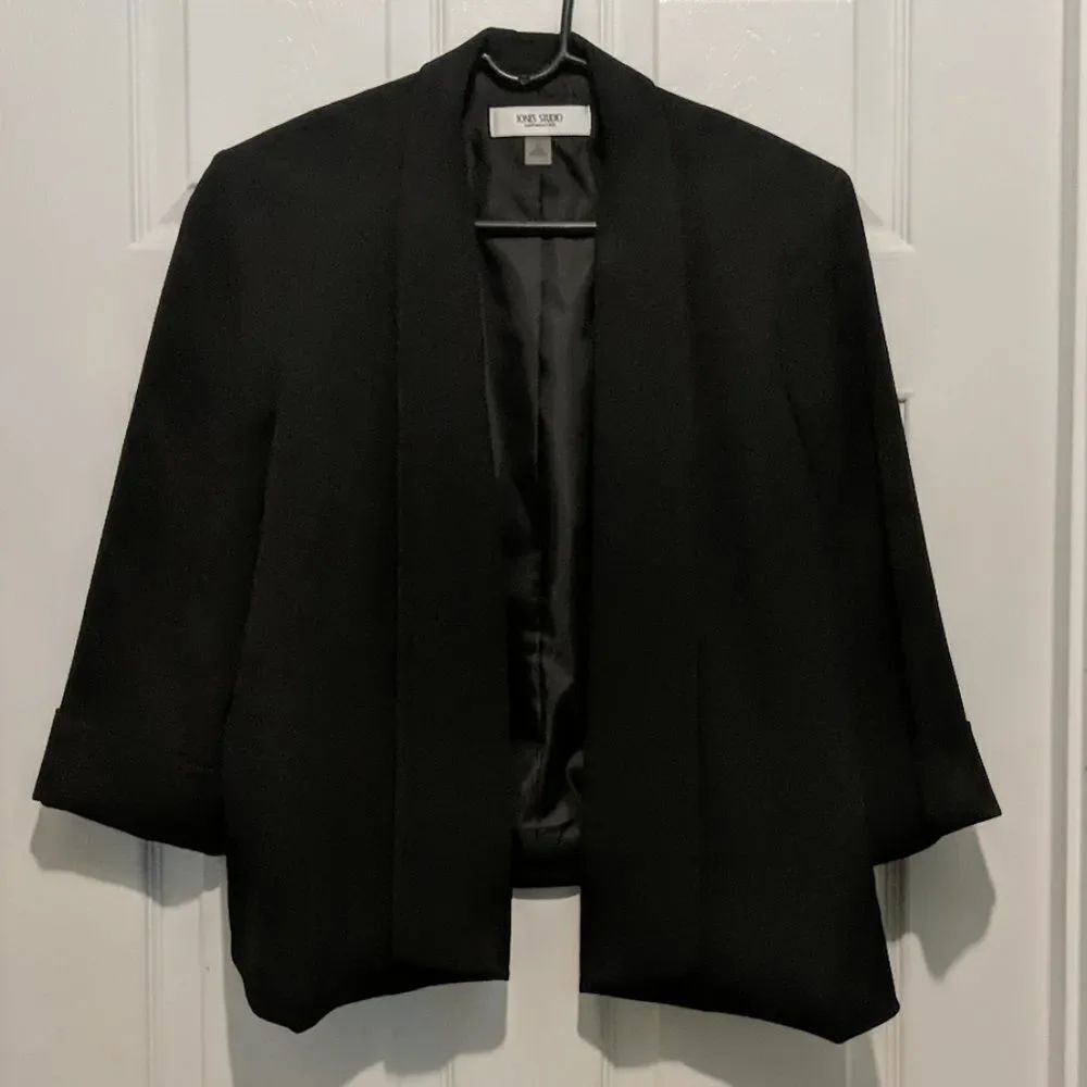 Jones Studio Seperates  black blazer sz 12 NWOT